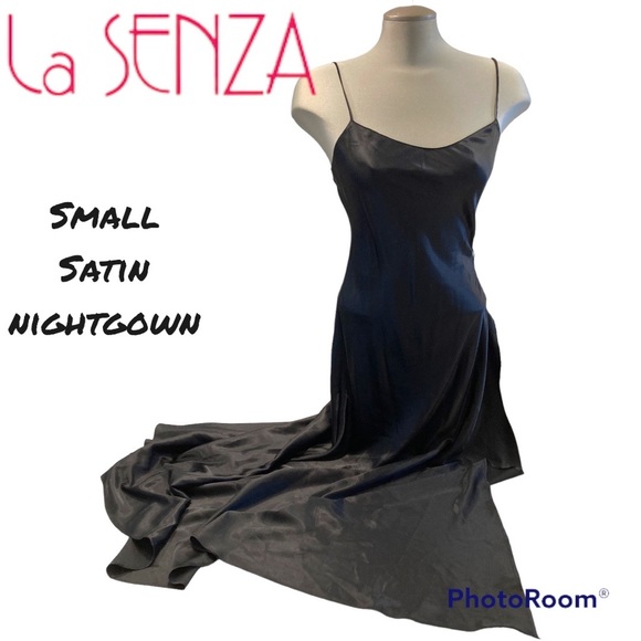 La SENZA Other - Adjustable spaghetti strap black satin classic nightgown size small La Senza